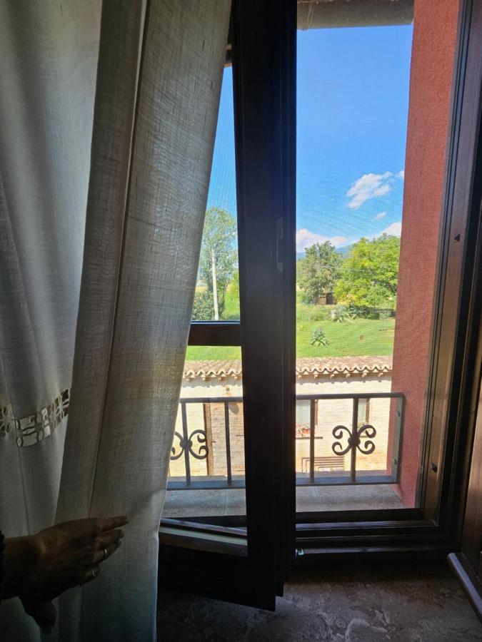 La Casa Dei Tigli Bed & Breakfast Cannara Luaran gambar