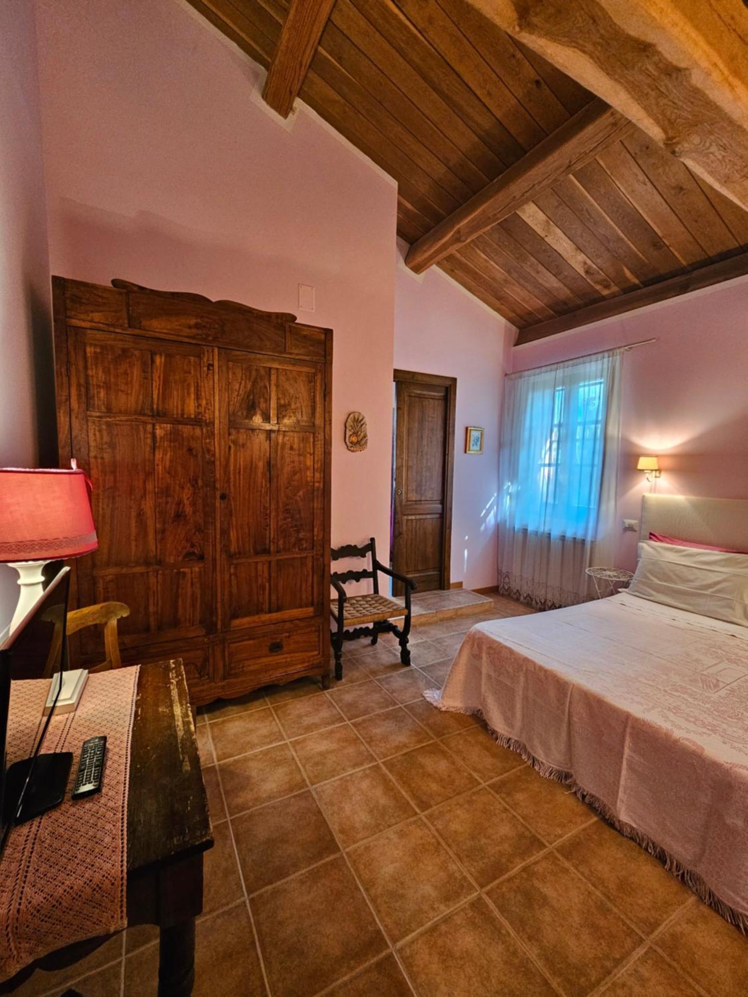 La Casa Dei Tigli Bed & Breakfast Cannara Luaran gambar